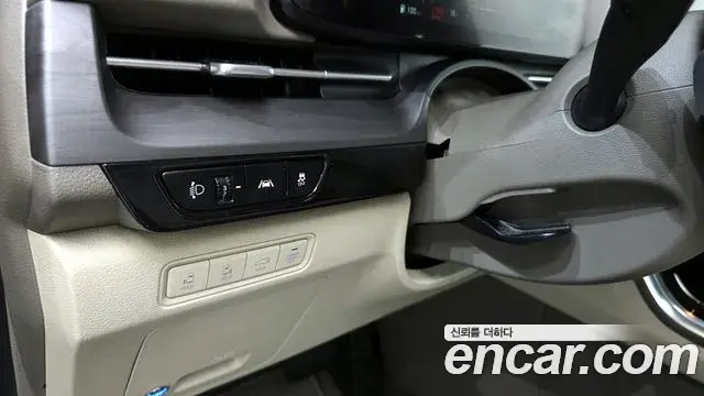 Kia Carnival 2023 — Фото 14/20