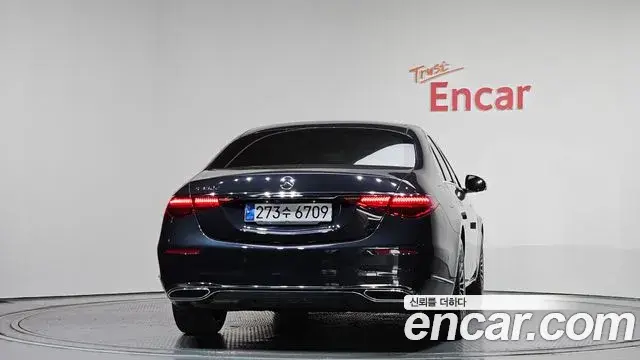 Mercedes-Benz S-Class 2021 — Photo 2/20