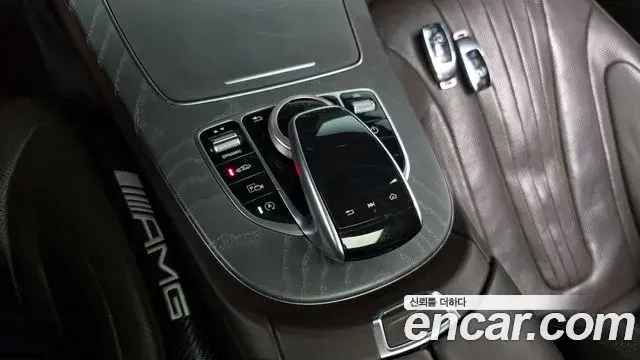 Mercedes-Benz CLS-Class 2020 — Photo 7/20