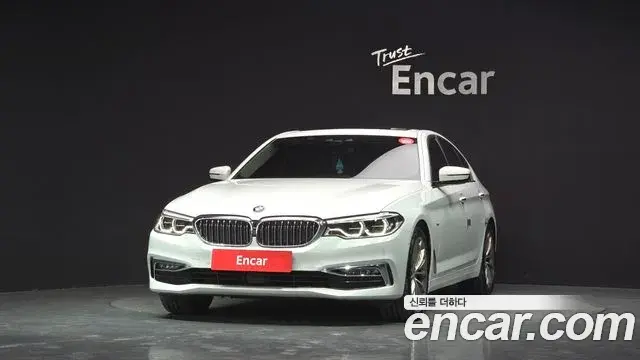 BMW 5 Series 2018 — Photo 19/20