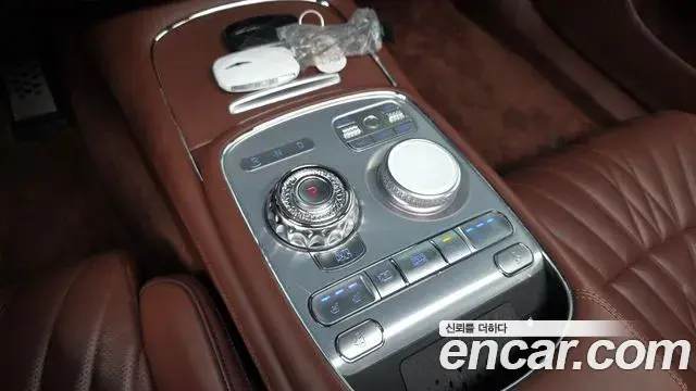Genesis G90 2022 — ფოტო 2/20