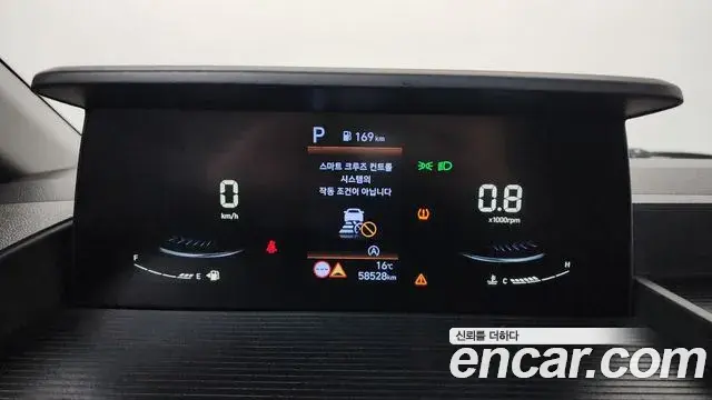 Hyundai Staria 2022 — Фото 8/20