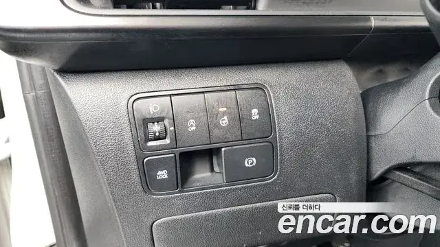 Hyundai Staria 2022 — Фото 18/20