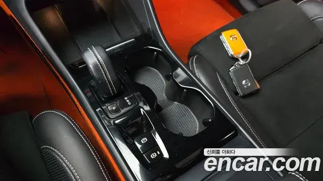 Volvo XC40 2021 — Photo 10/20
