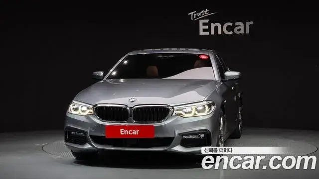 BMW 5 Series 2018 — Photo 1/20