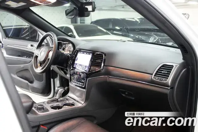 Jeep Grand Cherokee 2019 — Şəkil 5/20