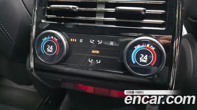 Land Rover Range Rover Sport 2025 — Фото 17/20