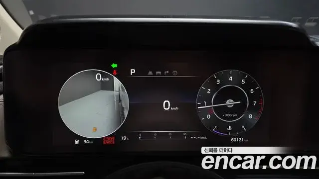 Kia Carnival 2023 — ფოტო 19/33
