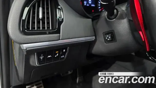 Kia Stinger 2018 — Şəkil 20/36