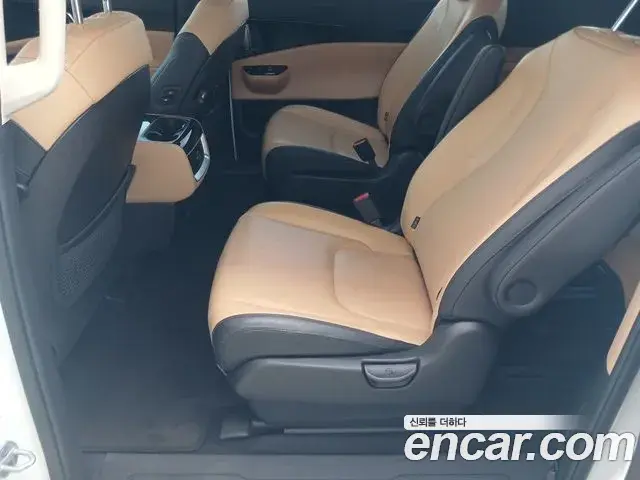 Kia Carnival 2021 — Şəkil 6/17