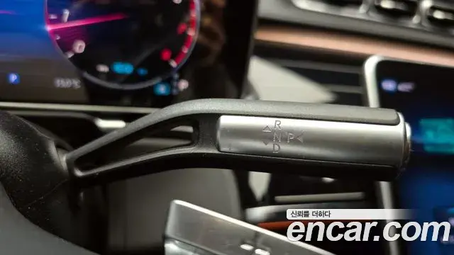 Mercedes-Benz S-Class 2022 — ფოტო 12/29