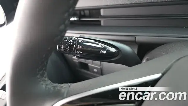 Hyundai Staria 2024 — Photo 18/35