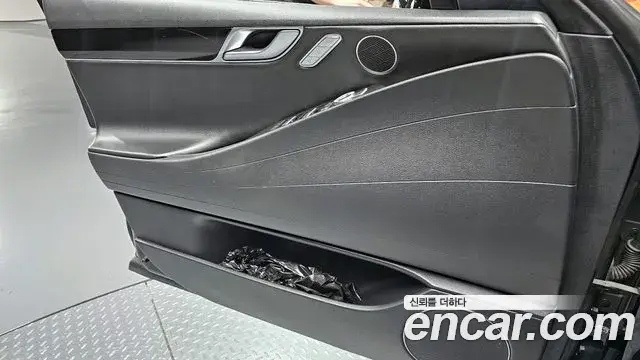 Genesis G80 2022 — Şəkil 21/30