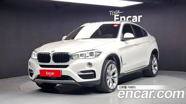 BMW X6 2018 — Photo 8/34