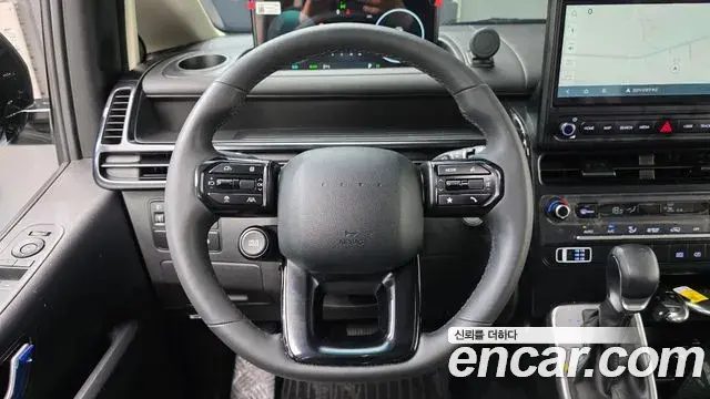 Hyundai Staria 2026 — Şəkil 28/34