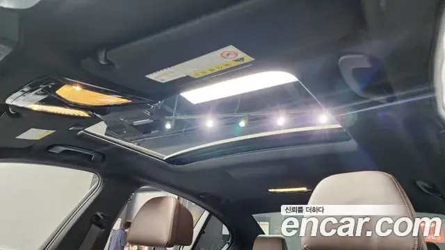 BMW 5 Series 2019 — Şəkil 8/20