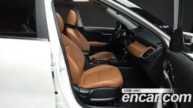 Kia Seltos 2024 — Şəkil 8/20