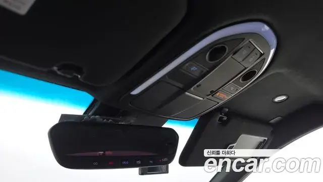 Genesis G70 2019 — ფოტო 12/35