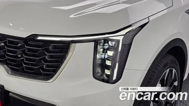 Kia Sorento 2023 — Şəkil 13/30