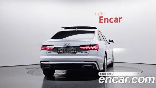 Audi A6 2020 — ფოტო 24/33