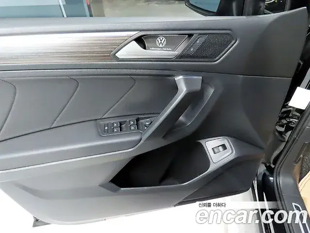 Volkswagen Tiguan Allspace 2022 — ფოტო 4/19