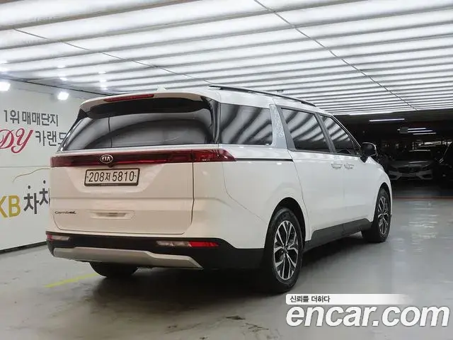Kia Carnival 2021 — Photo 3/20