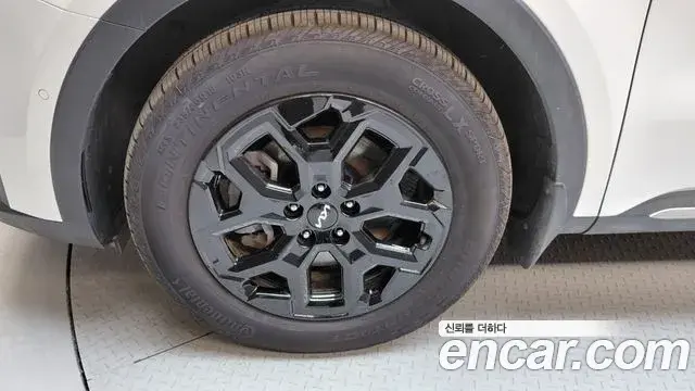 Kia Sorento 2023 — Şəkil 7/33