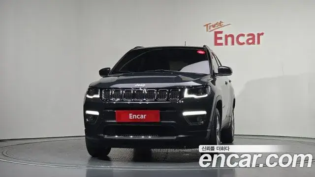 Jeep Compass 2018 — Şəkil 5/20
