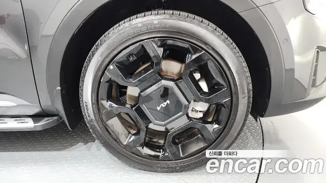 Kia Sorento 2024 — ფოტო 35/37