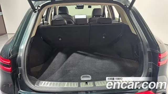 Genesis GV70 2022 — Şəkil 22/30