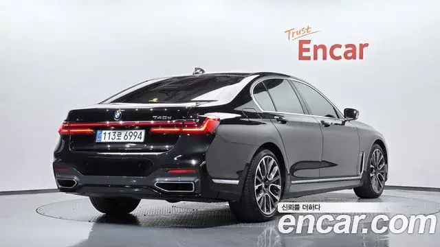 BMW 7 Series 2019 — Photo 11/34
