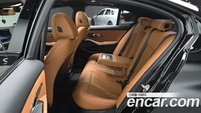 BMW 3 Series 2026 — ფოტო 14/36