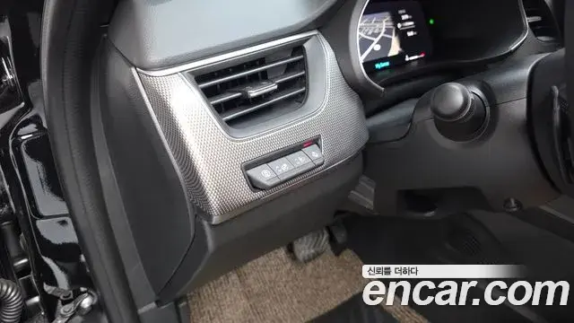 Renault Samsung Arkana 2025 — ფოტო 12/33