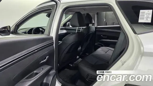 Hyundai Tucson Hybrid 2022 — ფოტო 16/35