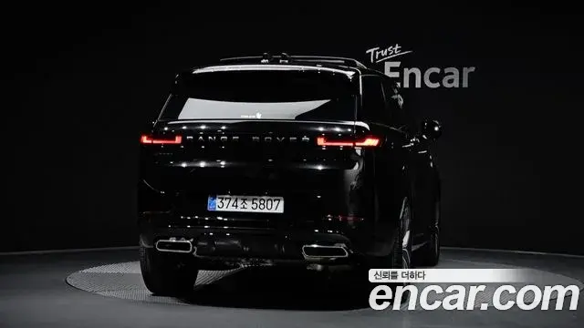 Land Rover Range Rover Sport 2025 — ფოტო 20/32