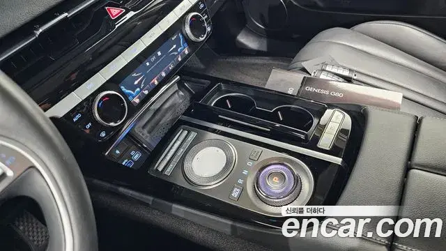 Genesis G80 2022 — ფოტო 18/32