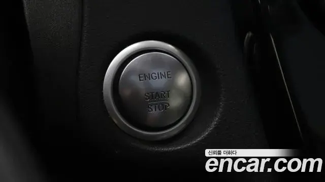 Mercedes-Benz GLC-Class 2018 — ფოტო 7/20
