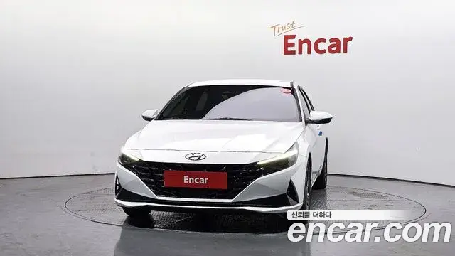 Hyundai Avante 2023 — Photo 3/20