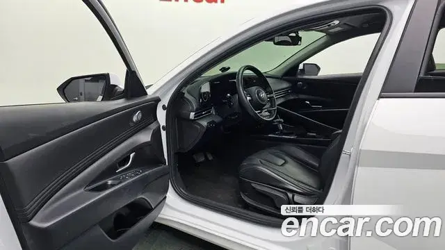 Hyundai Avante 2023 — Photo 10/20