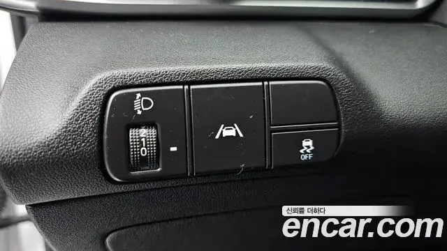 Hyundai Avante 2023 — Photo 13/20