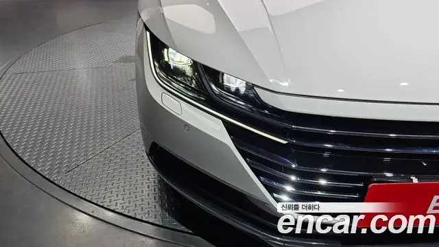 Volkswagen Arteon 2020 — Photo 26/32