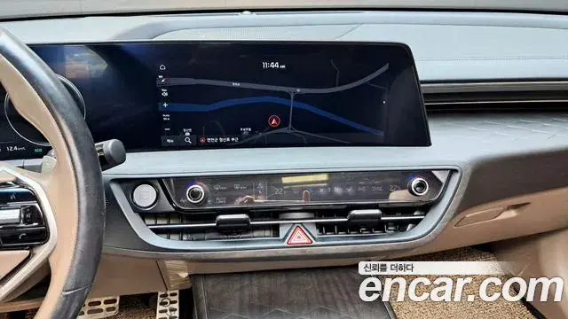 Kia K8 2023 — Photo 15/39