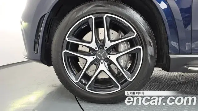 Mercedes-Benz GLE-Class 2020 — Şəkil 20/20