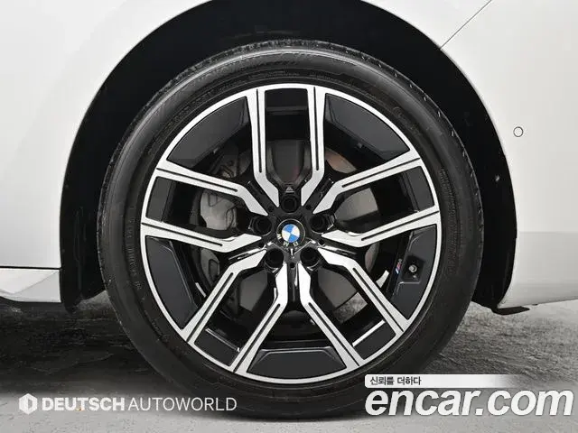 BMW 7 Series 2025 — ფოტო 19/20
