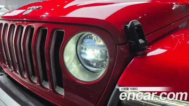 Jeep Wrangler 2022 — Şəkil 12/31
