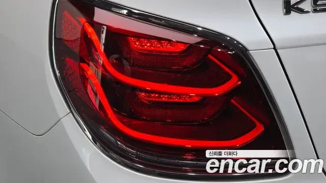 Kia The K9 2019 — Photo 23/33