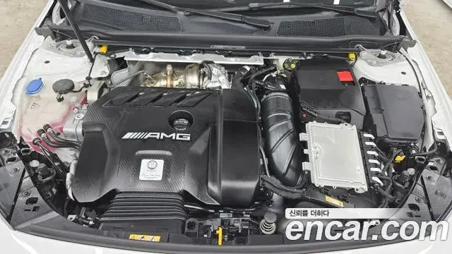 Mercedes-Benz A-Class 2025 — Photo 15/17