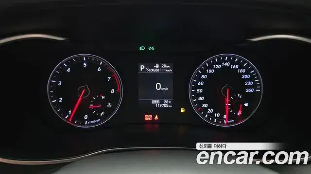 Genesis G70 2018 — ფოტო 18/20