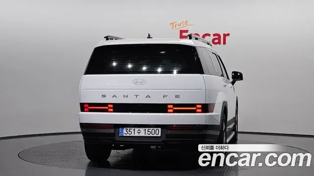Hyundai Santa Fe 2024 — Şəkil 28/32
