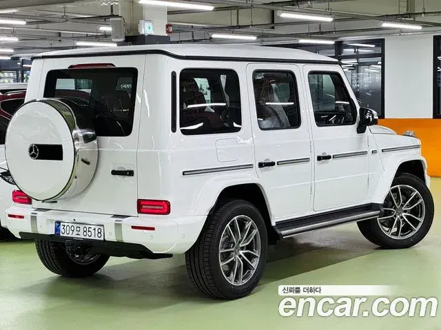 Mercedes-Benz G-Class 2026 — Photo 14/20